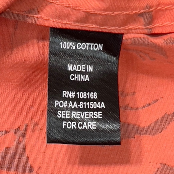 RSQ Shirt Mens Large Peach w/ Rose Pattern Short Sleeve Button up - Picture 8 of 9